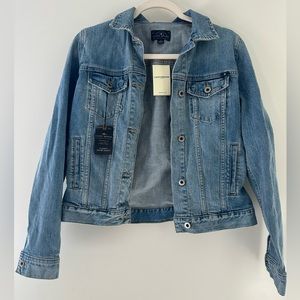 NEW Lucky Brand Classic Denim Jacket size S